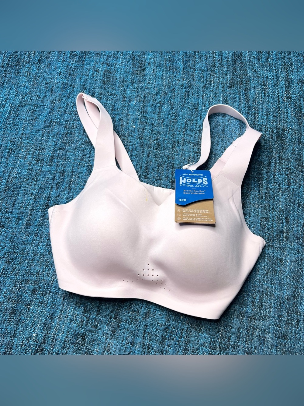 Brooks Dare Underwire Sports Bra Running in Light Soft Pink Women's 32D NWT